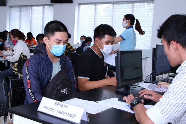 Những tân binh sớm “check in” nhà LHU